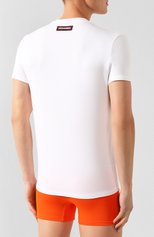 Мужская хлопковая футболка DSQUARED2 белого цвета, арт. D9M202450 | Фото 4 (Кросс-КТ: домашняя одежда; Рукава: Коротк�ие; Длина (для топов): Стандартные; Материал внешний: Хлопок; Мужское Кросс-КТ: Футболка-белье)