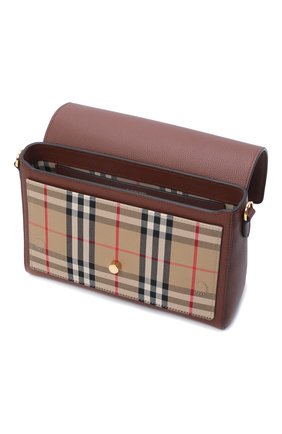 Женская сумка note medium BURBERRY коричневого цвета по цене 105000 руб., арт. 8021111 | Фото 5 Женская сумка note medium BURBERRY коричневого цвета, арт. 8021111 | Фото 5 (Сумки-технические: Сумки через плечо; Размер: medium; Материал: Натуральная кожа; Ремень/цепочка: На ремешке)