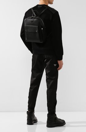 Мужской кожаный рюкзак PRADA черного цвета по цене 148500 руб., арт. 2VZ040-2EYT-E24-OOO | Фото 2 Мужской кожаный рюкзак PRADA черного цвета, арт. 2VZ040-2EYT-E24-OOO | Фото 2