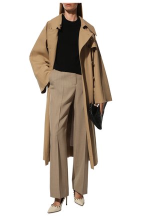 Женская кожаные туфли valentino garavani rockstud VALENTINO белого цвета по цене 52700 руб., арт. TW2S0057/VCE | Фото 2 Женская кожаные туфли valentino garavani rockstud VALENTINO белого цвета, арт. TW2S0057/VCE | Фото 2