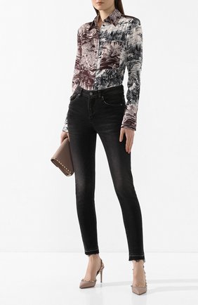 Женская кожаные туфли valentino garavani rockstud VALENTINO бежевого цвета по цене 52700 руб., арт. TW2S0H04/VCE | Фото 2 Женская кожаные туфли valentino garavani rockstud VALENTINO бежевого цвета, арт. TW2S0H04/VCE | Фото 2
