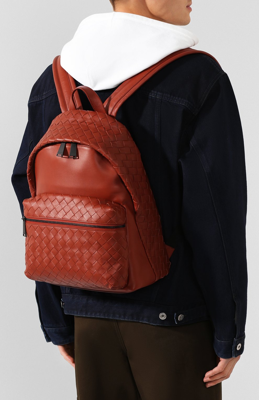 Мужской кожаный рюкзак BOTTEGA VENETA коричневого цвета по цене 199500 руб., арт. 599634/VCPQ2 | Фото 5 Мужской кожаный рюкзак BOTTEGA VENETA коричневого цвета, арт. 599634/VCPQ2 | Фото 5