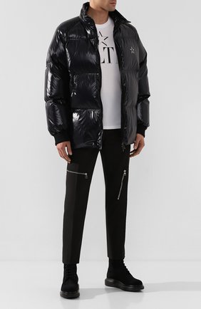 Мужские замшевые ботинки ALEXANDER MCQUEEN черного цвета по цене 48400 руб., арт. 586191/WHXK1 | Фото 2 Мужские замшевые ботинки ALEXANDER MCQUEEN черного цвета, арт. 586191/WHXK1 | Фото 2