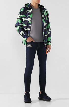 Мужские джинсы ALEXANDER MCQUEEN синего цвета по цене 69950 руб., арт. 589768/Q0Y21 | Фото 2 Мужские джинсы ALEXANDER MCQUEEN синего цвета, арт. 589768/Q0Y21 | Фото 2