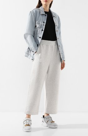 Женские хлопковые брюки ALEXANDERWANG.T серого цвета по цене 27750 руб., арт. 4CC1204016 | Фото 2 Женские хлопковые брюки ALEXANDERWANG.T серого цвета, арт. 4CC1204016 | Фото 2