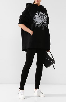 Женские кожаные кеды backnet VALENTINO серебряного цвета по цене 49850 руб., арт. TW2S0M20/FKZ | Фото 2 Женские кожаные кеды backnet VALENTINO серебряного цвета, арт. TW2S0M20/FKZ | Фото 2