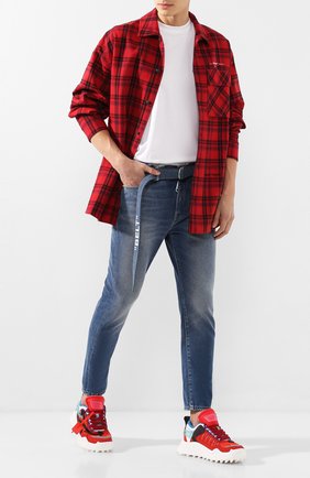 Мужские джинсы OFF-WHITE синего цвета по цене 45150 руб., арт. 0MYA005R20G660278701 | Фото 2 Мужские джинсы OFF-WHITE синего цвета, арт. 0MYA005R20G660278701 | Фото 2