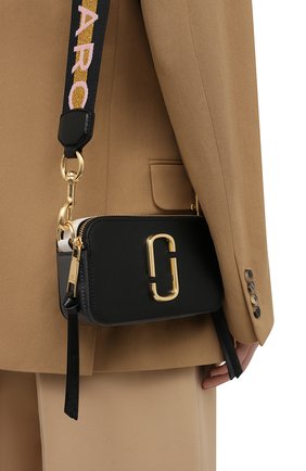 Женская сумка snapshot small MARC JACOBS (THE) черного цвета по цене 31900 руб., арт. M0014146 | Фото 2 Женская сумка snapshot small MARC JACOBS (THE) черного цвета, арт. M0014146 | Фото 2