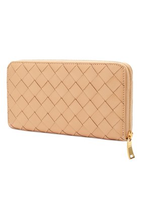 Женские кожаный кошелек BOTTEGA VENETA бежевого цвета по цене 59900 руб., арт. 608051/VCPP2 | Фото 2 Женские кожаный кошелек BOTTEGA VENETA бежевого цвета, арт. 608051/VCPP2 | Фото 2