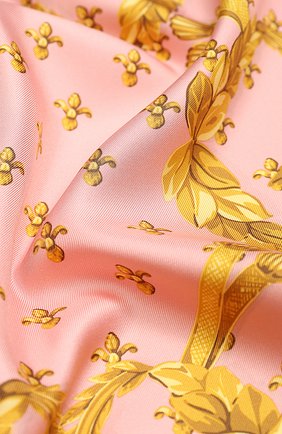 Женский шелковый платок GUCCI розового цвета по цене 34700 руб., арт. 601472/3G001 | Фото 2 Женский шелковый платок GUCCI розового цвета, арт. 601472/3G001 | Фото 2