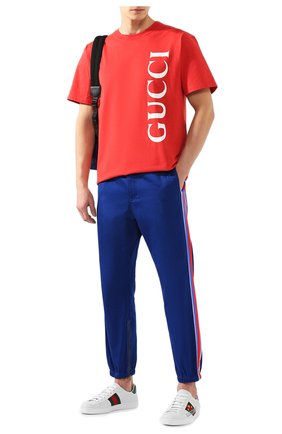 Мужская хлопковая футболка GUCCI красного цвета по цене 29300 руб., арт. 565806/XJB2V | Фото 2 Мужская хлопковая футболка GUCCI красного цвета, арт. 565806/XJB2V | Фото 2