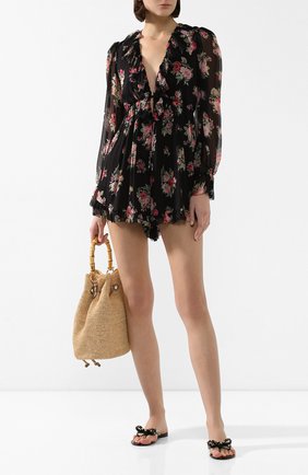 Женские резиновые шлепанцы valentino garavani rockstud VALENTINO черного цвета по цене 19300 руб., арт. TW2S0552/PVS | Фото 2 Женские резиновые шлепанцы valentino garavani rockstud VALENTINO черного цвета, арт. TW2S0552/PVS | Фото 2