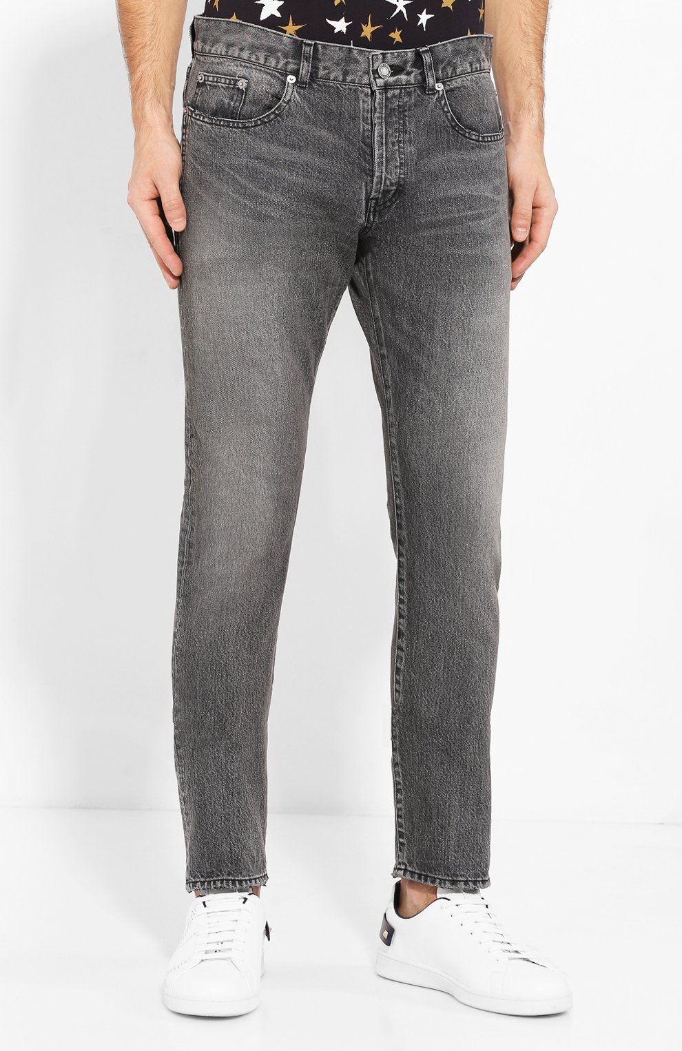 Мужские джинсы SAINT LAURENT темно-серого цвета, арт. 597052/Y8990 | Фото 3 (Силуэт М (брюки): Узкие; Кросс-КТ: Деним; Длина (брюки, джинсы): Стандартные; Материал внешний: Хлопок; Детали: Потертости)