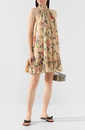 Женские резиновые шлепанцы valentino garavani summer rockstud VALENTINO серебряного цвета по цене 15960 руб., арт. TW2S0552/XKU | Фото 2 Женские резиновые шлепанцы valentino garavani summer rockstud VALENTINO серебряного цвета, арт. TW2S0552/XKU | Фото 2