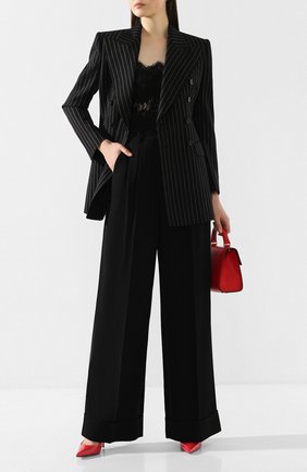 Женские брюки с отворотами DOLCE & GABBANA черного цвета по цене 74350 руб., арт. FTBQIT/FURDV | Фото 2 Женские брюки с отворотами DOLCE & GABBANA черного цвета, арт. FTBQIT/FURDV | Фото 2