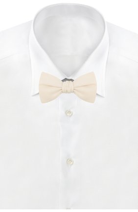 Мужской шелковый галстук-бабочка BRIONI белого цвета, арт. 01T200/P9456 | Фото 2 (Материал: Текстиль, Шелк; Региональные ограничения белый список (Axapta Mercury): RU)