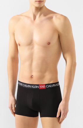 Мужские хлопковые боксеры CALVIN KLEIN черного цвета по цене 3505 руб., арт. NB2050A | Фото 2 Мужские хлопковые боксеры CALVIN KLEIN черного цвета, арт. NB2050A | Фото 2
