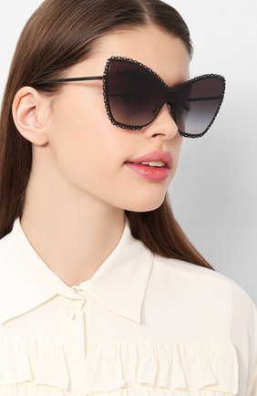 Женские солнцезащитные очки DOLCE & GABBANA черного цвета по цене 23700 руб., арт. 2240-01/8G | Фото 2 Женские солнцезащитные очки DOLCE & GABBANA черного цвета, арт. 2240-01/8G | Фото 2