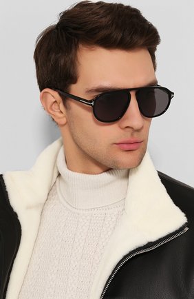 Женские солнцезащитные очки TOM FORD черного цвета по цене 21150 руб., арт. TF755 01A | Фото 2 Женские солнцезащитные очки TOM FORD черного цвета, арт. TF755 01A | Фото 2
