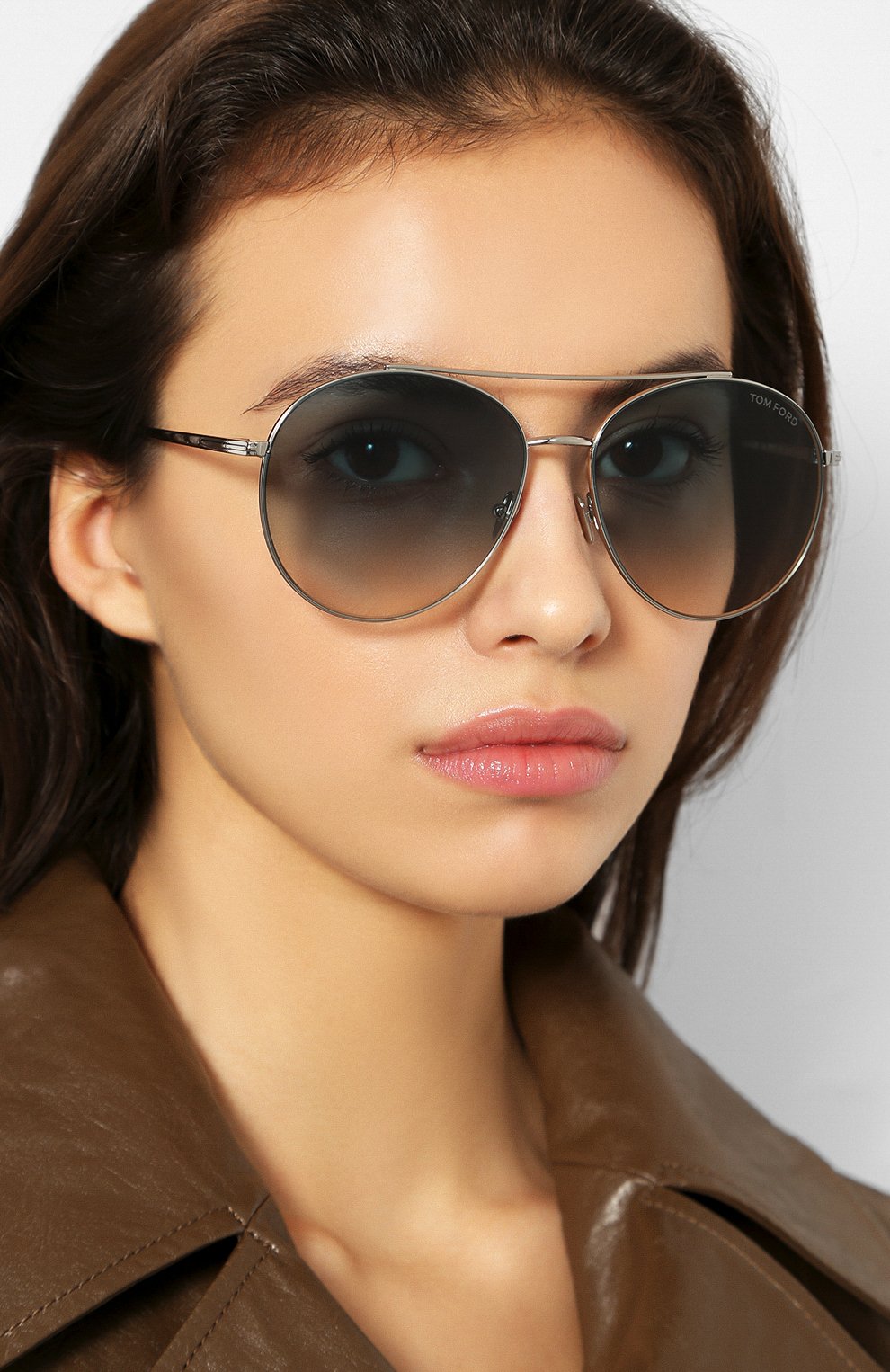 Женские солнцезащитные очки TOM FORD голубого цвета по цене 23700 руб., арт. TF757 16P | Фото 2 Женские солнцезащитные очки TOM FORD голубого цвета, арт. TF757 16P | Фото 2