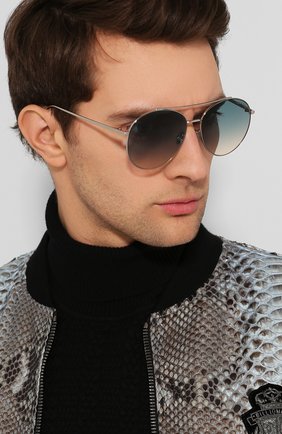 Женские солнцезащитные очки TOM FORD голубого цвета по цене 23700 руб., арт. TF757 16P | Фото 3 Женские солнцезащитные очки TOM FORD голубого цвета, арт. TF757 16P | Фото 3
