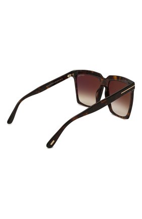 Женские солнцезащитные очки TOM FORD коричневого цвета по цене 19950 руб., арт. TF764 52K | Фото 4 Женские солнцезащитные очки TOM FORD коричневого цвета, арт. TF764 52K | Фото 4