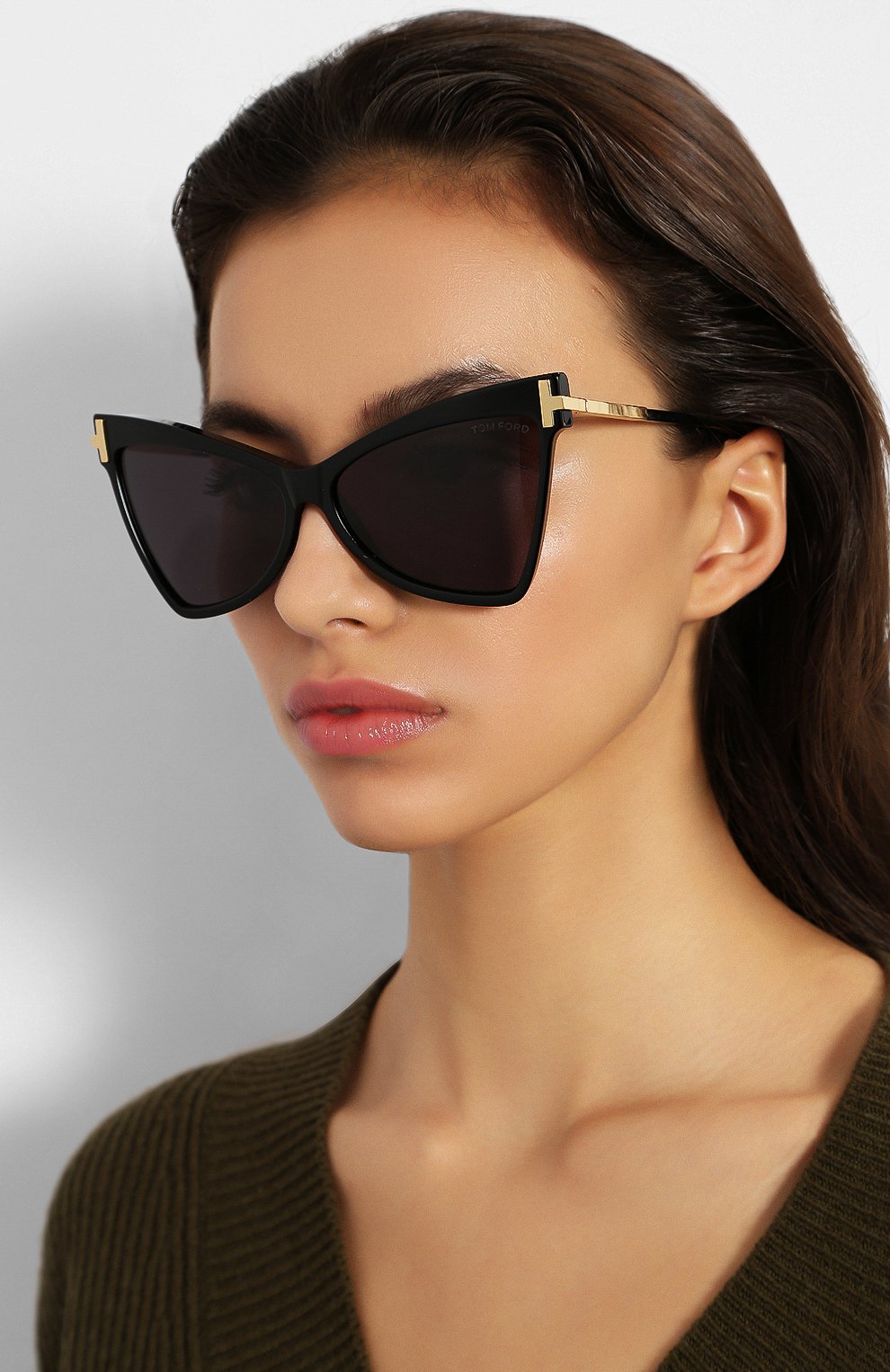 Женские солнцезащитные очки TOM FORD черного цвета по цене 25800 руб., арт. TF767 01A | Фото 2 Женские солнцезащитные очки TOM FORD черного цвета, арт. TF767 01A | Фото 2