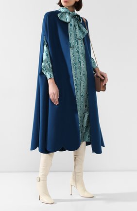 Женская кейп из смеси шерсти и кашемира VALENTINO синего цвета по цене 336000 руб., арт. TB3CG1M515E | Фото 2 Женская кейп из смеси шерсти и кашемира VALENTINO синего цвета, арт. TB3CG1M515E | Фото 2