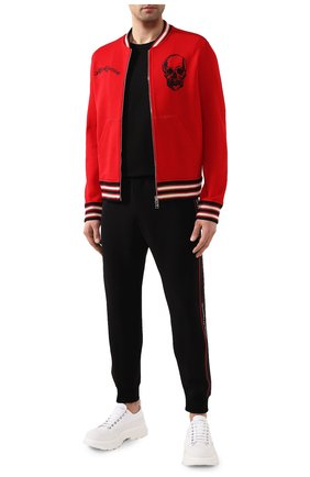 Мужской толстовка ALEXANDER MCQUEEN красного цвета по цене 137000 руб., арт. 595580/Q0Z79 | Фото 2 Мужской толстовка ALEXANDER MCQUEEN красного цвета, арт. 595580/Q0Z79 | Фото 2