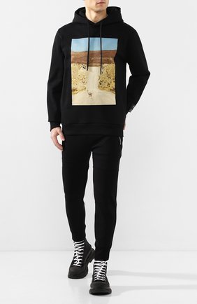 Мужской хлопковое худи MARCELO BURLON черного цвета по цене 37300 руб., арт. CMBB007R20FLE005 | Фото 2 Мужской хлопковое худи MARCELO BURLON черного цвета, арт. CMBB007R20FLE005 | Фото 2