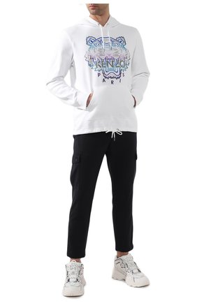 Мужской хлопковое худи holiday KENZO белого цвета по цене 34500 руб., арт. F965SW4444X7 | Фото 2 Мужской хлопковое худи holiday KENZO белого цвета, арт. F965SW4444X7 | Фото 2