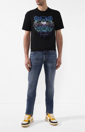 Мужская хлопковая футболка holiday KENZO черного цвета по цене 14800 руб., арт. F965TS0844Y9 | Фото 2 Мужская хлопковая футболка holiday KENZO черного цвета, арт. F965TS0844Y9 | Фото 2