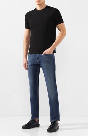 Мужская хлопковая футболка EMPORIO ARMANI черного цвета по цене 11700 руб., арт. 3H1T87/1JEPZ | Фото 2 Мужская хлопковая футболка EMPORIO ARMANI черного цвета, арт. 3H1T87/1JEPZ | Фото 2