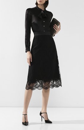 Женская кружевная юбка DOLCE & GABBANA черного цвета по цене 83150 руб., арт. F4AY6T/HLMQJ | Фото 2 Женская кружевная юбка DOLCE & GABBANA черного цвета, арт. F4AY6T/HLMQJ | Фото 2