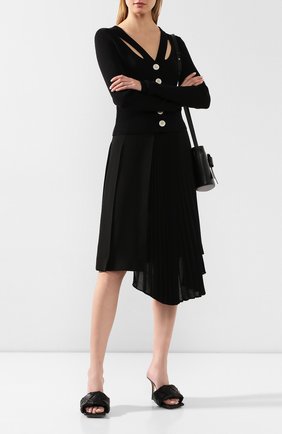 Женская юбка MONCLER черного цвета по цене 39000 руб., арт. F1-093-2D700-10-C0359 | Фото 2 Женская юбка MONCLER черного цвета, арт. F1-093-2D700-10-C0359 | Фото 2