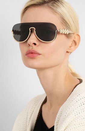 Женские солнцезащитные очки VERSACE золотого цвета по цене 21550 руб., арт. 2215-100287 | Фото 2 Женские солнцезащитные очки VERSACE золотого цвета, арт. 2215-100287 | Фото 2