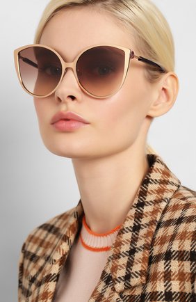 Женские солнцезащитные очки FENDI бордового цвета по цене 19750 руб., арт. 0395/F DDB | Фото 2 Женские солнцезащитные очки FENDI бордового цвета, арт. 0395/F DDB | Фото 2