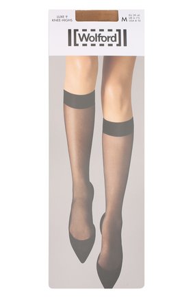Женские капроновые гольфы WOLFORD бежевого цвета по цене 1700 руб., арт. 30941 | Фото 1 Женские капроновые гольфы WOLFORD бежевого цвета, арт. 30941 | Фото 1
