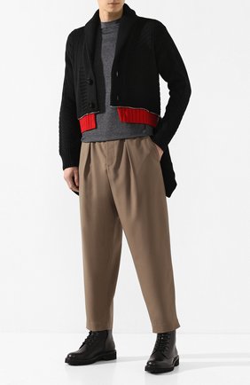 Мужская шерстяной кардиган ALEXANDER MCQUEEN черного цвета по цене 135500 руб., арт. 603248/Q1ALR | Фото 2 Мужская шерстяной кардиган ALEXANDER MCQUEEN черного цвета, арт. 603248/Q1ALR | Фото 2