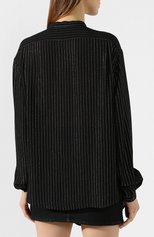 Женская рубашка из вискозы SAINT LAURENT черного цвета, арт. 605378/Y852T | Фото 4 (Рукава: Длинные; Принт: Полоска, С принтом; Женское Кросс-КТ: Рубашка-одежда; Длина (для топов): Стандартные; Материал внешний: Вискоза; Статус проверки: Проверена категория)