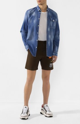 Мужская джинсовая рубашка DSQUARED2 синего цвета по цене 39950 руб., арт. S74DM0379/S30341 | Фото 2 Мужская джинсовая рубашка DSQUARED2 синего цвета, арт. S74DM0379/S30341 | Фото 2