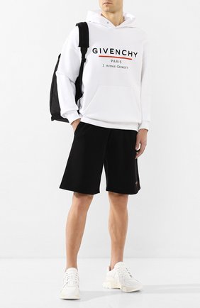 Мужской хлопковое худи GIVENCHY белого цвета по цене 71650 руб., арт. BMJ05430AF | Фото 2 Мужской хлопковое худи GIVENCHY белого цвета, арт. BMJ05430AF | Фото 2