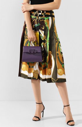 Женская сумка valentino garavani vsling small VALENTINO фиолетового цвета по цене 142500 руб., арт. TW2B0F53/KGW | Фото 2 Женская сумка valentino garavani vsling small VALENTINO фиолетового цвета, арт. TW2B0F53/KGW | Фото 2