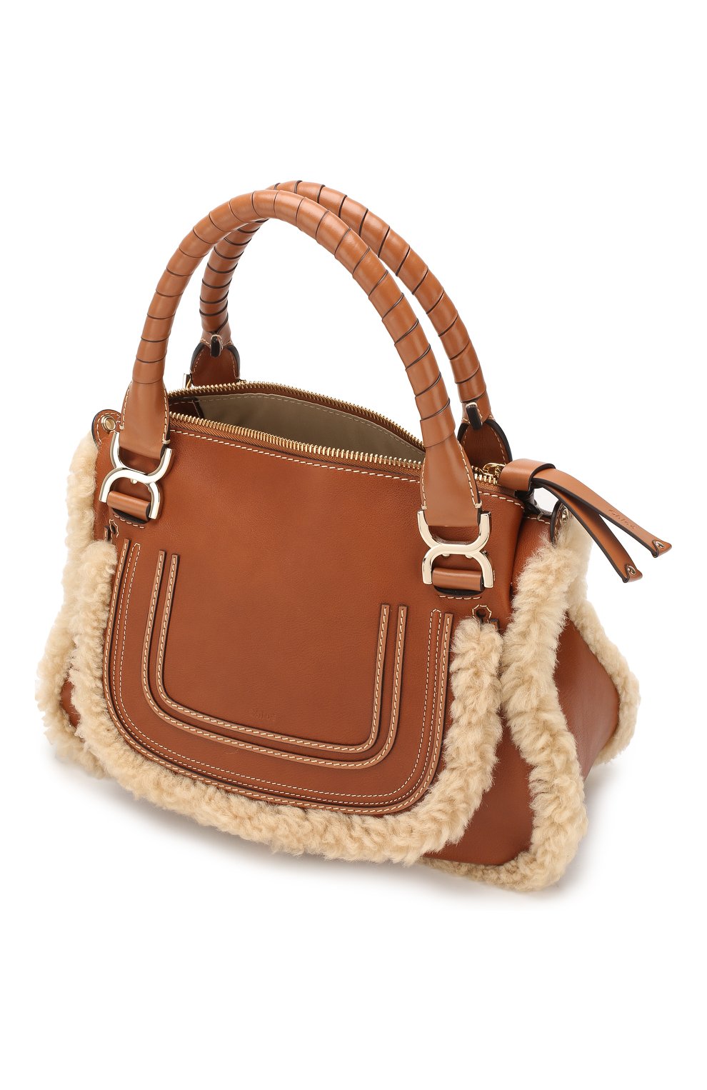 Женская сумка marcie medium CHLOÉ светло-коричневого цвета по цене 139500 руб., арт. CHC20SS860C17 | Фото 4 Женская сумка marcie medium CHLOÉ светло-коричневого цвета, арт. CHC20SS860C17 | Фото 4