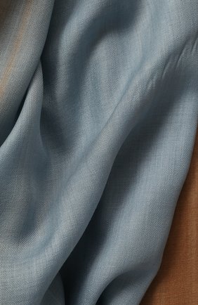 Женская шаль из смеси кашемира и шелка LORO PIANA голубого цвета по цене 107000 руб., арт. FAL0010 | Фото 2 Женская шаль из смеси кашемира и шелка LORO PIANA голубого цвета, арт. FAL0010 | Фото 2