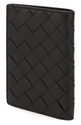 Женские кожаная обложка для паспорта BOTTEGA VENETA черного цвета по цене 29800 руб., арт. 608061/VCPP2 | Фото 2 Женские кожаная обложка для паспорта BOTTEGA VENETA черного цвета, арт. 608061/VCPP2 | Фото 2