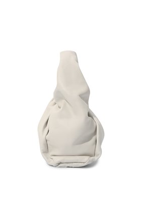 Женская сумка shoulder pouch BOTTEGA VENETA белого цвета по цене 217500 руб., арт. 610524/VCP40 | Фото 4 Женская сумка shoulder pouch BOTTEGA VENETA белого цвета, арт. 610524/VCP40 | Фото 4 (Сумки-технические: Сумки top-handle; Материал: Натуральная кожа; Региональные ограничения белый список (Axapta Mercury): RU; Статус проверки: Проверена категория; Размер: large)