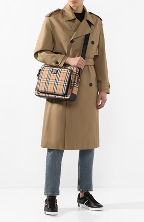 Мужская сумка-мессенджер BURBERRY бежевого цвета по цене 69200 руб., арт. 8023023 | Фото 2 Мужская сумка-мессенджер BURBERRY бежевого цвета, арт. 8023023 | Фото 2