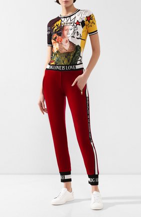 Женские джоггеры из смеси вискозы и шелка DOLCE & GABBANA фиолетового цвета по цене 87550 руб., арт. FTA1DT/G7VDM | Фото 2 Женские джоггеры из смеси вискозы и шелка DOLCE & GABBANA фиолетового цвета, арт. FTA1DT/G7VDM | Фото 2