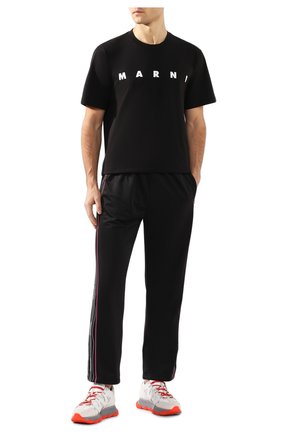 Мужская хлопковая футболка MARNI черного цвета по цене 22600 руб., арт. HUMU0143P0/S22763 | Фото 2 Мужская хлопковая футболка MARNI черного цвета, арт. HUMU0143P0/S22763 | Фото 2